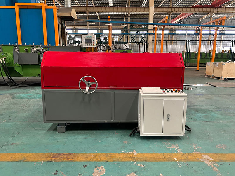 portable standing seam metal roof machine​