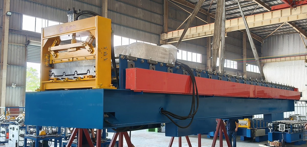 seamlock roofing machine