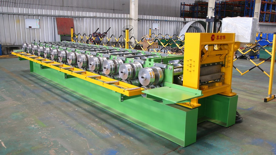 Exhibición de fábrica de máquinas para fabricar tejas