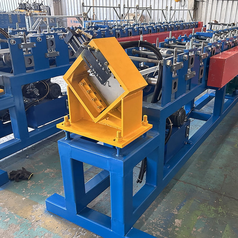 Máquina perfiladora de perfiles de canal de enrasado metálico Omega, máquinas para correas de acero para techos