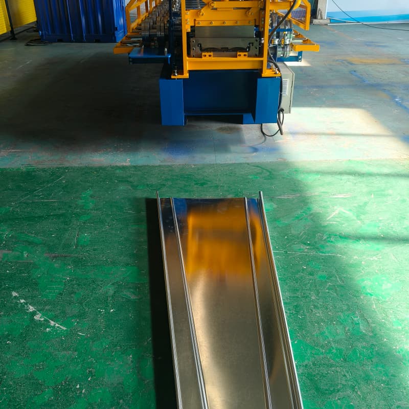 Metal Roofing Seamless Standing Purlin Seam Machine Portable Roll Forming Machine