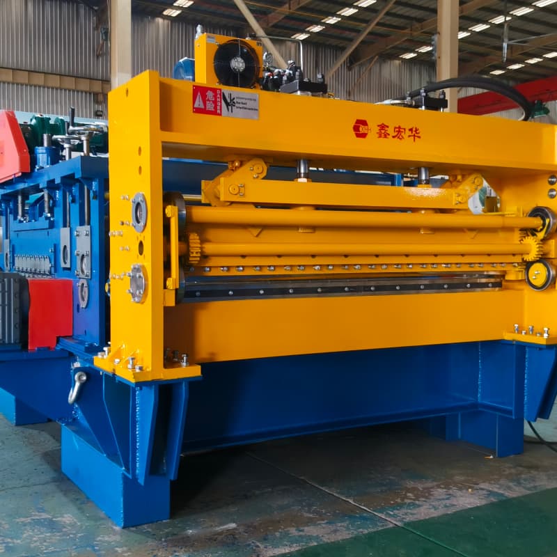 Servo Purlin Feeding Roller Transmission Mechanism cut steel Production Line Machine